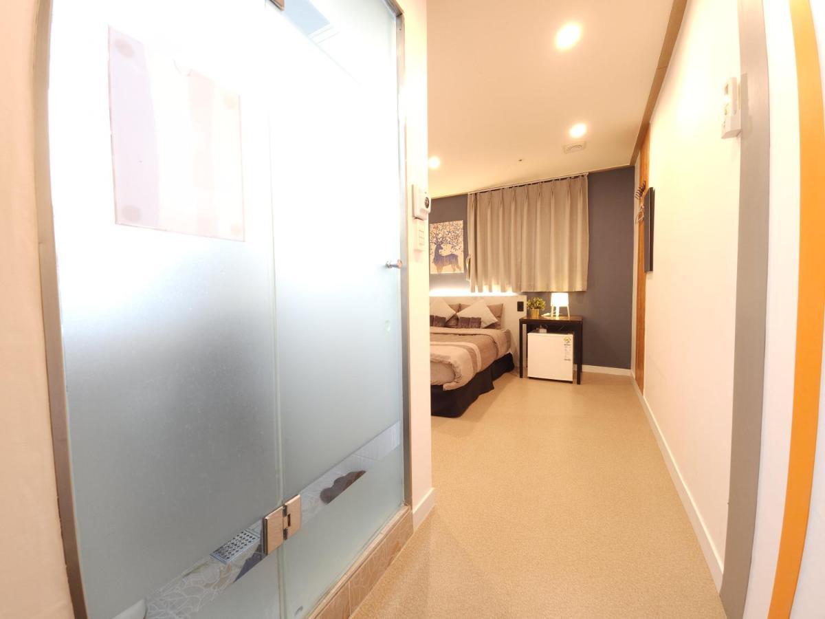 Oyo Hostel Myeongdong 3 Seul Exterior foto